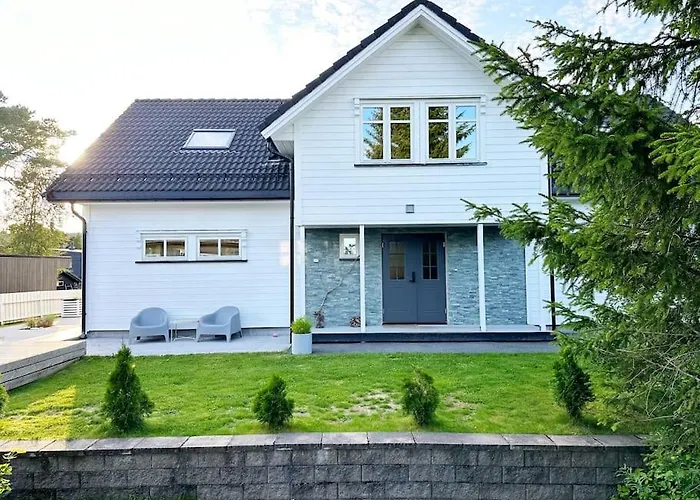 Villa Stor Enebolig I *