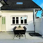 Stor Enebolig I فيلة *